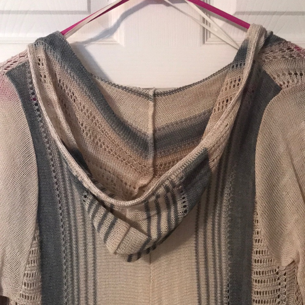 Cardigan - Picture 6 of 6